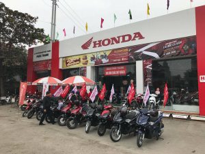 CỬA HÀNG HONDA PHÚC THANH CHẠY ROADSHOW GIỚI THIỆU XE AIRBLADE MỚI